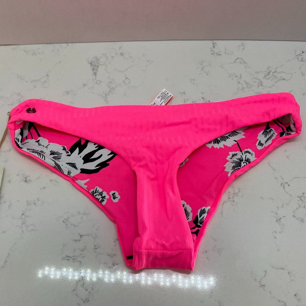 NWT Maaji Pink REVERSIBLE Bikini Bottom